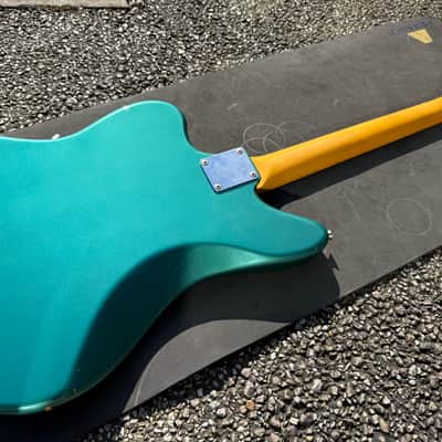 Fender Jaguar  CIJ 1993-1994 - Ocean Turquoise image 10