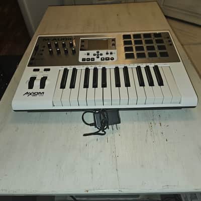 M Audio Axiom 25 Keyboard Controller image 2