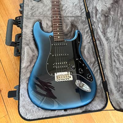 American Professional II Stratocaster HSS - Dark Night w/ Rosewood Fretboard image 6