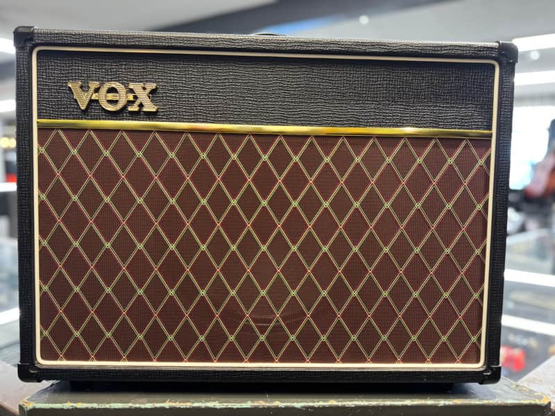 Vox AC15C1 Custom 2-Channel 15-Watt 1x12" tube Guitar Combo 2019 - Present - Black image 1