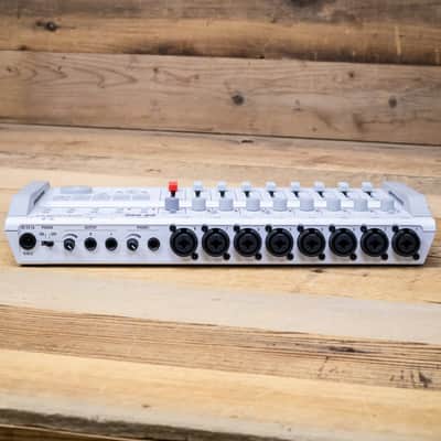 Zoom R16 (R-16) Digital Multitrack Recorder Multi-Track Multitracker U284092 image 4