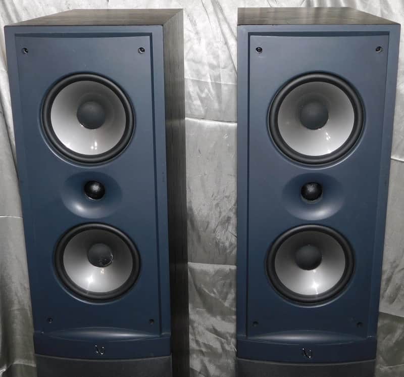 Infinity RS-10 powered tower speakers image 1