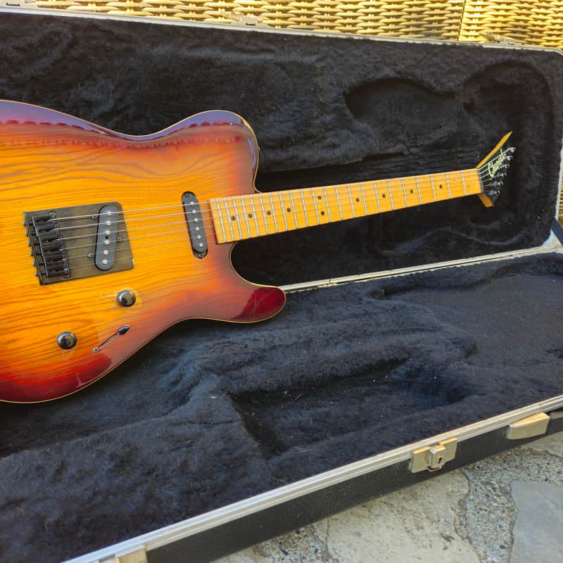 1986 – 1989 Charvel The Legend / Model 7 SS with Maple Fretboa…