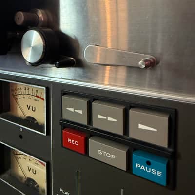 TEAC A-3440S 1/4" 4-Track Reel to Reel Tape Recorder 1970s - Silver image 4
