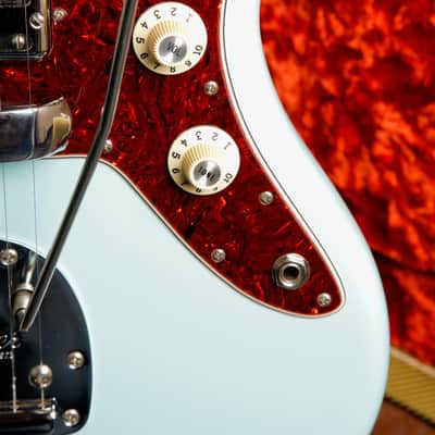 Fender Limited Edition 60th Anniversary Triple Jazzmaster Daphne Blue Pre-Owned image 6