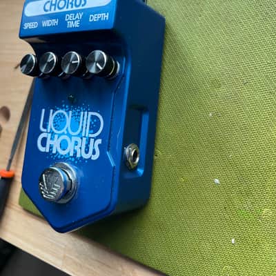 Visual Sound Liquid Chorus 2010s - Blue image 3