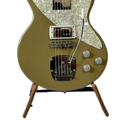 Koll Super Cub, Dirty Gold Metallic w/ Mastery bridge & vibrato Curtis Novak WRHB pickups image 3