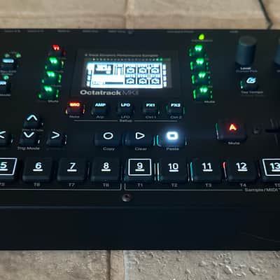 Elektron Octatrack MKII 2022 excellent condition image 2