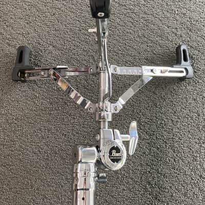 Pearl S900/S2000 Gyro-Lock Heavy-Duty Double Braced Snare Drum Stand image 12