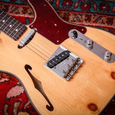 FENDER USA Custom Shop Knotty Pine Telecaster Thinline "Aged Natural + Rosewood" (2020) image 6