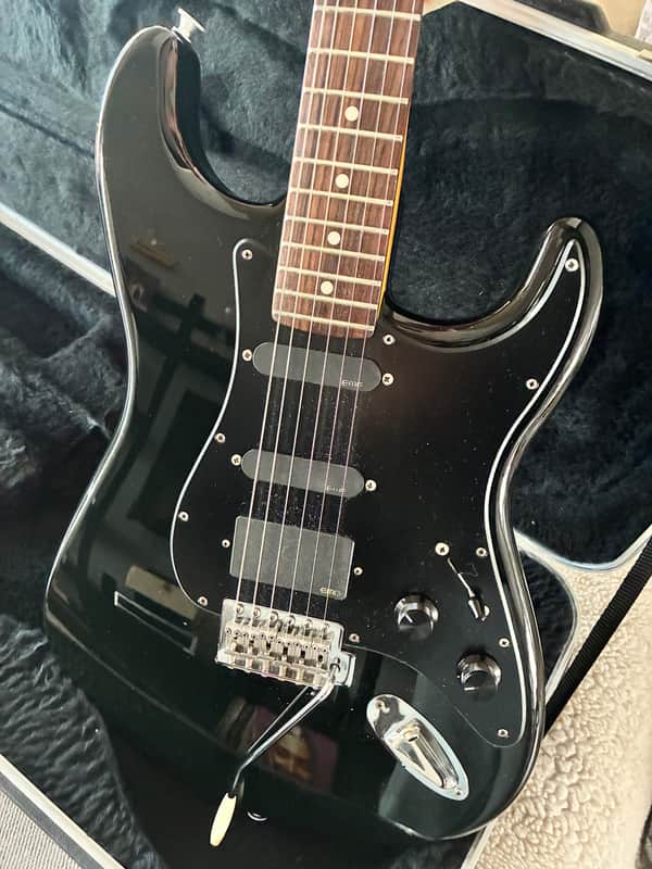 Fender Partscaster/ Stratocaster Player series guitar w EMG Lukather SL20 pickups SKB case