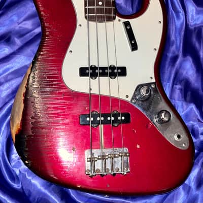 1984 Fender Fullerton Reissue 1962 Jazz Bass Factory Candy Apple Red over Three Tone Burst image 6