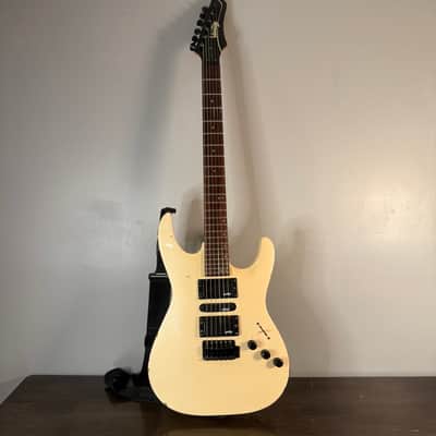 Vintage Vantage Super Strat 320T – HSH – Korean Made image 3
