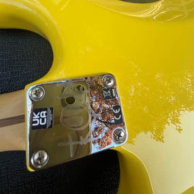 Fender Limited Edition Tom DeLonge Signature Stratocaster 2023 Graffiti Yellow image 5