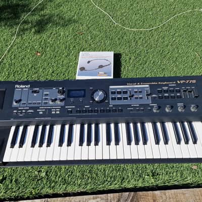 Roland VP-770 49-Key Vocal / Ensemble Keyboard 2009 - 2012 - Black image 1