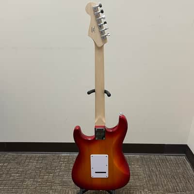Squier Sonic Stratocaster Sienna Sunburst image 4