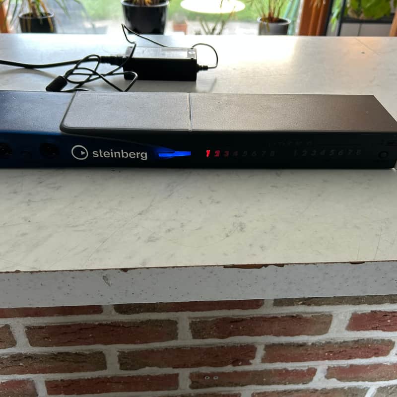 2010s Steinberg Midex 8 blue