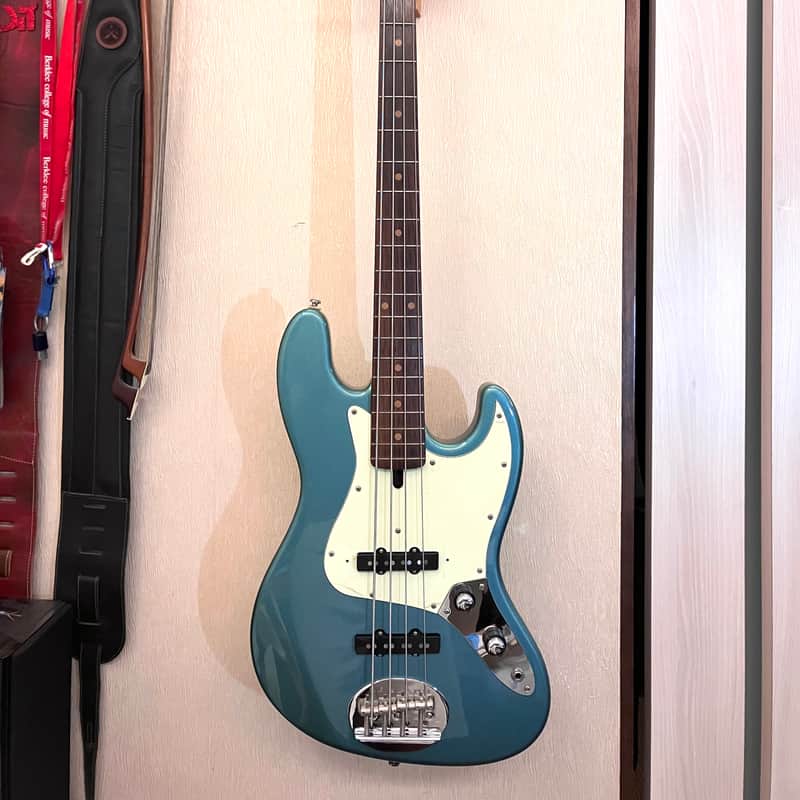 Circa 2007 Lakland Shoreline Joe Osborn Lake Placid Blue