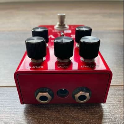 REVV G4 Distortion 2018 - 2021 - Red image 4