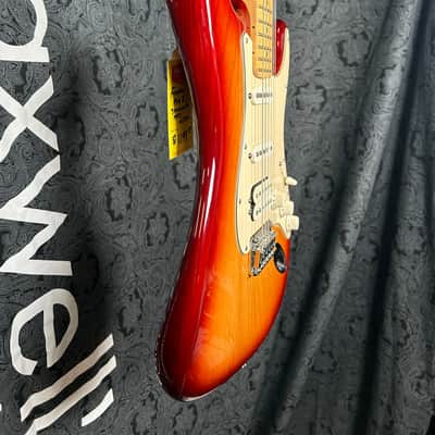 Fender Standard Stratocaster Electric Guitar- Sienna Sunburst w/Hardshell Case (Pre-Owned) image 7