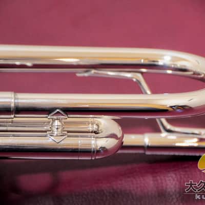 YAMAHA Xeno II YTR-8335UGS “Upturned Bell” B♭ Trumpet image 12