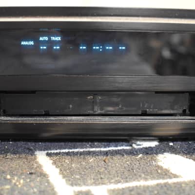 Marantz DR-700 Compact Disc Player/Recorder image 2