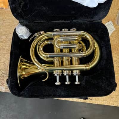 Oxford Bb Pocket Trumpet – Compact Student Trumpet Outfit w/ Case image 2