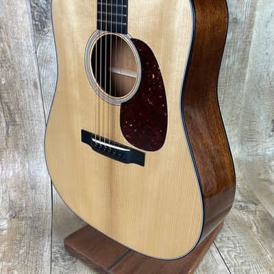 Martin Custom Shop D-18 VTS 1937 "Authentic Spec"Vintage Low Gloss w/case image 4