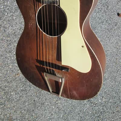 Vintage '30s Unlabeled Harmony Parlor USA Guitar ! DECENT NECK. NICE POTENTIAL! image 9