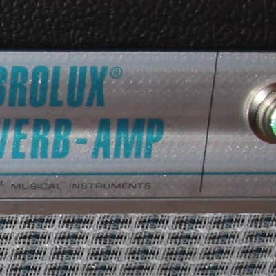 Fender '68 Custom Vibrolux Reverb Tube Combo Amp 35-Watt 2x10" Greenbacks 2016 image 3