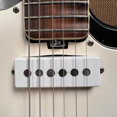 1966 Vox Harlem V244 3-Color Sunburst Factory Scalloped Neck image 11