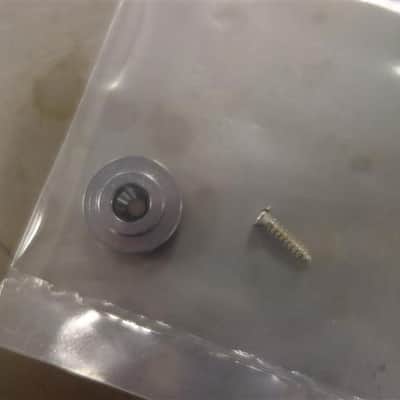 Fender Pure Vintage Bass String Guide, Nickel image 2
