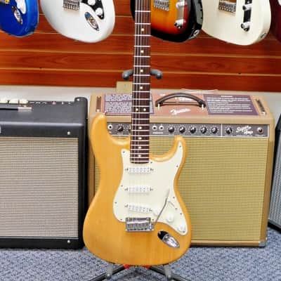 2000 Fender American Standard Stratocaster Electric Guitar w/Case! Seymour Duncan JB Jr Pickups! VERY NICE!!! image 2