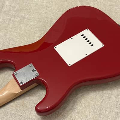 2014 Squier Bullet Stratocaster Red Rosewood Fretboard Maple Neck No Skunk Stripe / 8 Screw Pickguard image 14