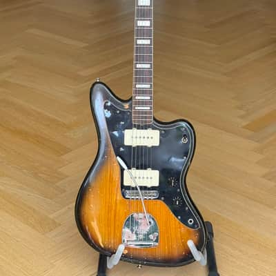 Fender Jazzmaster 1977 - Two Tone Sunburst image 2