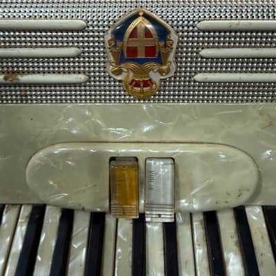 Settimio Soprani Violin/Organ Accordion Made In Italy 41 Key 120 Bass image 2
