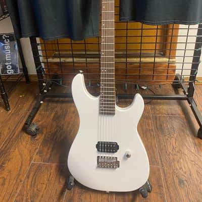 Samick SS50 White image 1