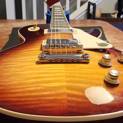 Gibson Les Paul Standard '60s Electric Guitar - Bourbon Burst - Excellent Condition image 2