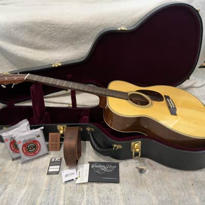Martin OM-28 Custom Adirondack Spruce/Guatemalan Rosewood Back&Sides 2024 image 9