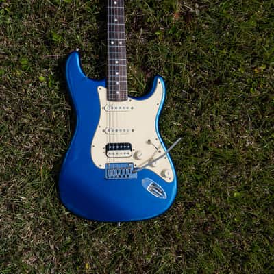 Fender American Ultra Stratocaster HSS with Rosewood Fretboard 2019 - Present - Cobra Blue image 1