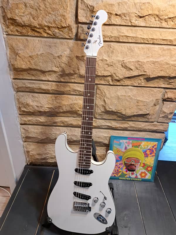 Fender MIJ Aerodyne Special Stratocaster 2022 - 2024 - Bright White