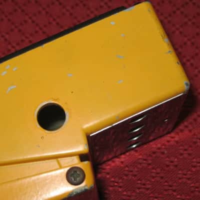 used Boss casing & bottom plate (& some other parts) for DF2 SUPER Feedbacker & Distortion, MISSING Bottom Label (NO: circuit board, jacks, light, pots, knobs) image 8