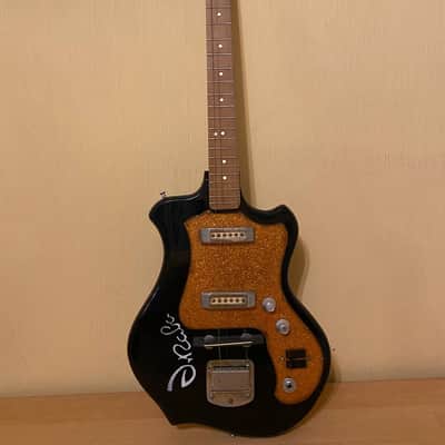 Elgava Electric Guitar USSR Soviet Vintage and Rare image 2