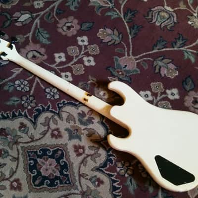 1987 Gibson Bass IV - Pearl White - Thunderbird Pickups - Set Neck image 5