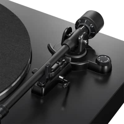 Audio-Technica AT-LP3XBT-WH Fully Automatic Wireless Belt-drive Turntable w/ Record Care Bundle image 8