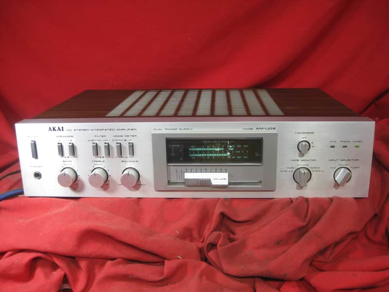 Vintage Akai AM-U03 Stereo Integrated amplifier - Serviced! | Reverb