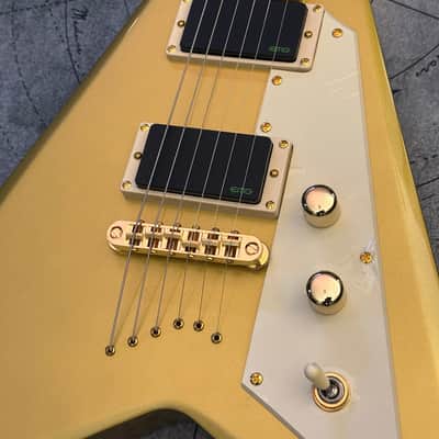 ESP LTD KH-V Kirk Hammett Signature 2023 - Present - Metallic Gold image 4