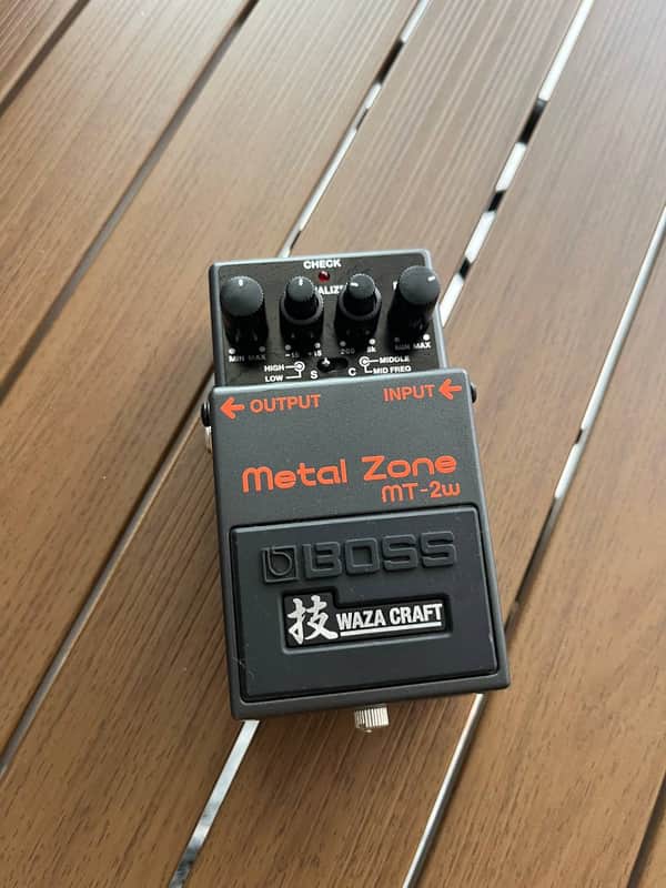 Boss MT-2W Metal Zone Waza Craft