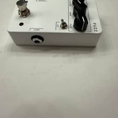 JHS Pedals Series 3 Fuzz Guitar Effect Pedal + Original Box image 5