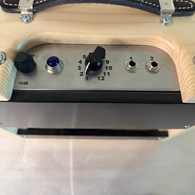 Custom Build w/ Solid Pine Cabinet 5F1 Champ Combo Amp 2024 - Natural pine image 4